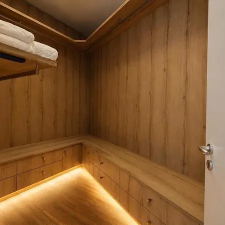 Magnet Lux Apartamento Tirana